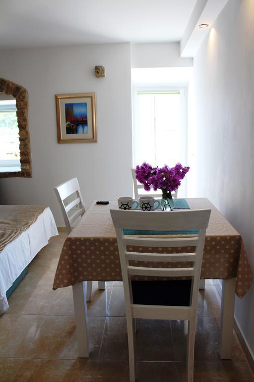 Apartment La Luna Kaštela Zimmer foto